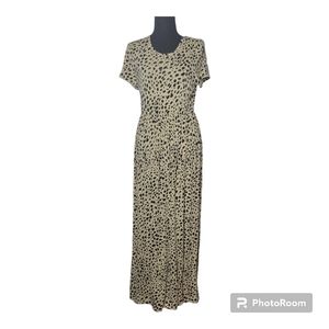 Essentials Womens Short-Sleeve Waisted Maxi Dress Size: S